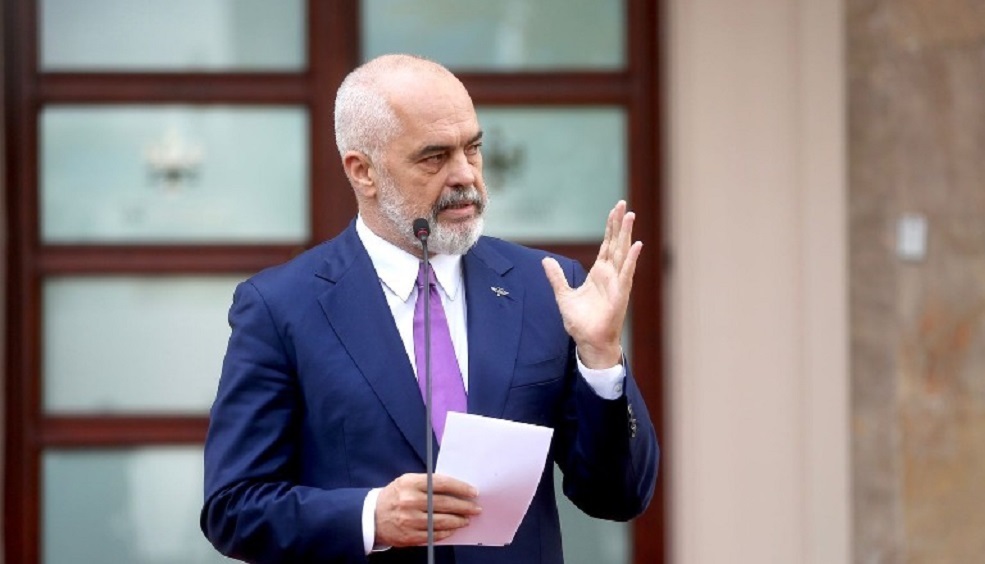 Rriten pagat, nga mesuesit te infermieret dhe zjarrefikesit, ja shifrat